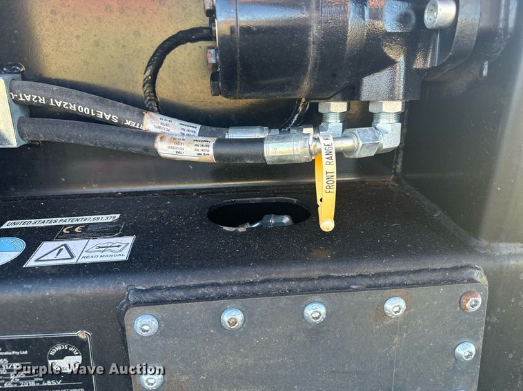 image for item DV2815 Flip screen BL-65 skid steer flip screen bucket