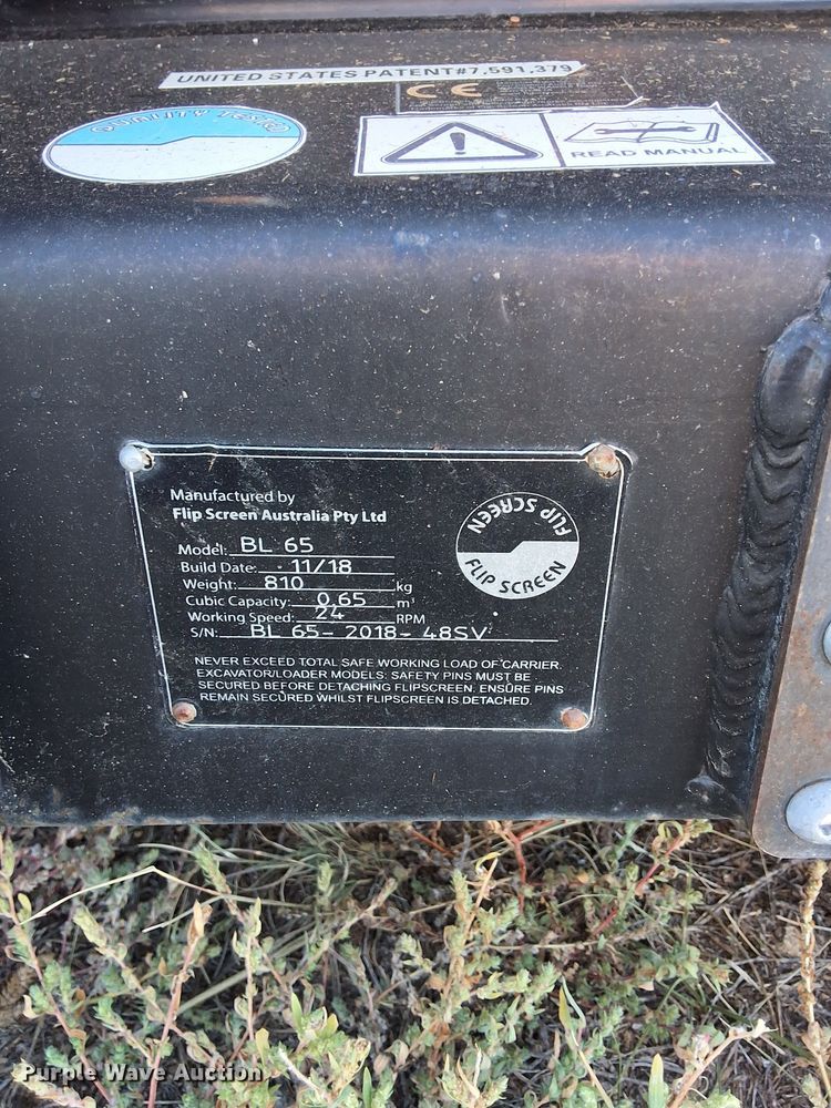 image for item DV2815 Flip screen BL-65 skid steer flip screen bucket