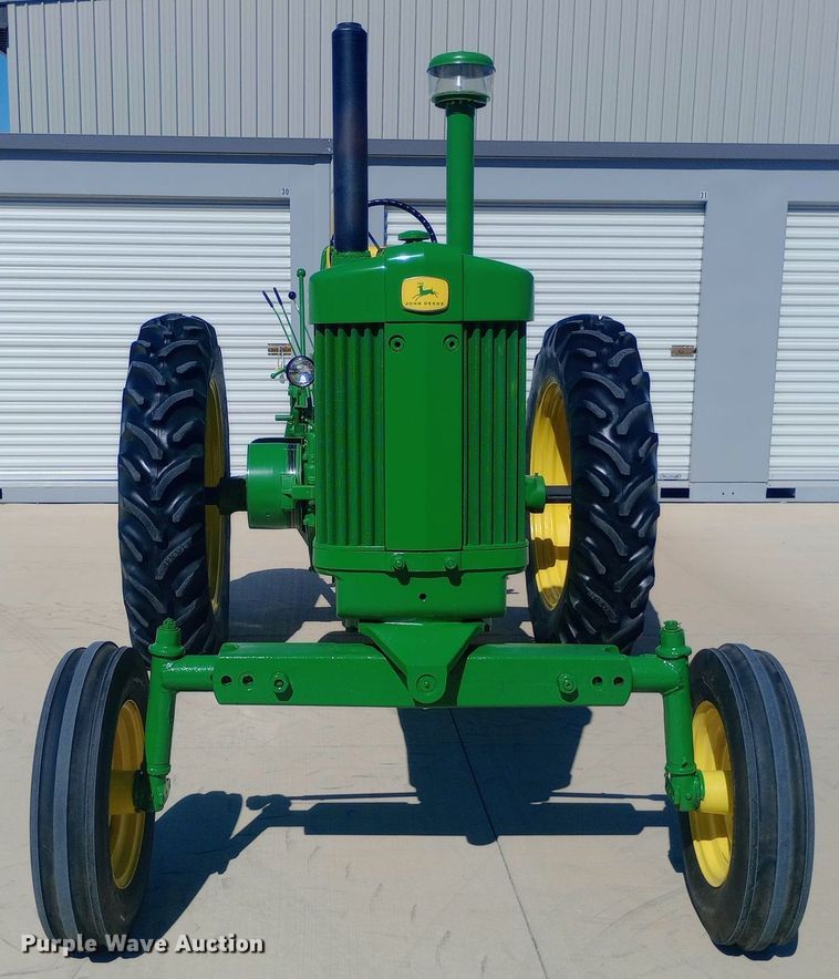 image for item DW0759 1957 John Deere  620 tractor