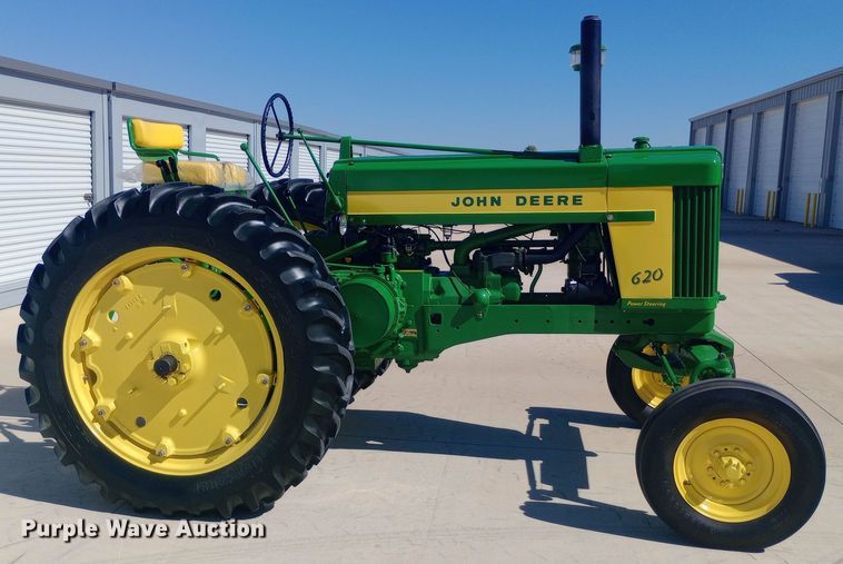 image for item DW0759 1957 John Deere  620 tractor