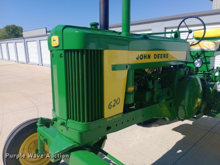 image for item DW0759 1957 John Deere  620 tractor