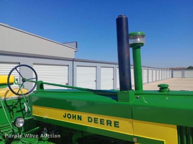 image for item DW0759 1957 John Deere  620 tractor