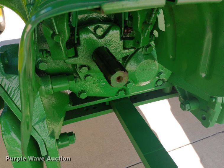 image for item DW0759 1957 John Deere  620 tractor