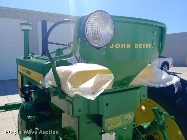 image for item DW0759 1957 John Deere  620 tractor