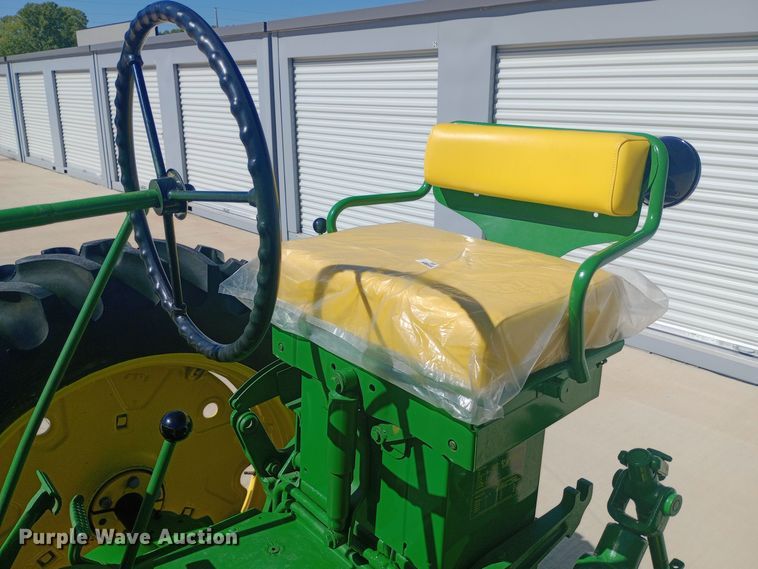 image for item DW0759 1957 John Deere  620 tractor