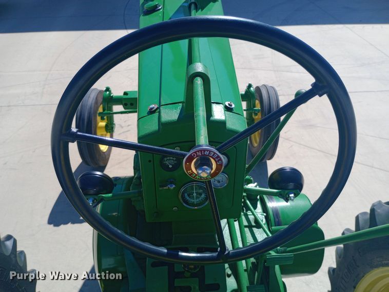 image for item DW0759 1957 John Deere  620 tractor