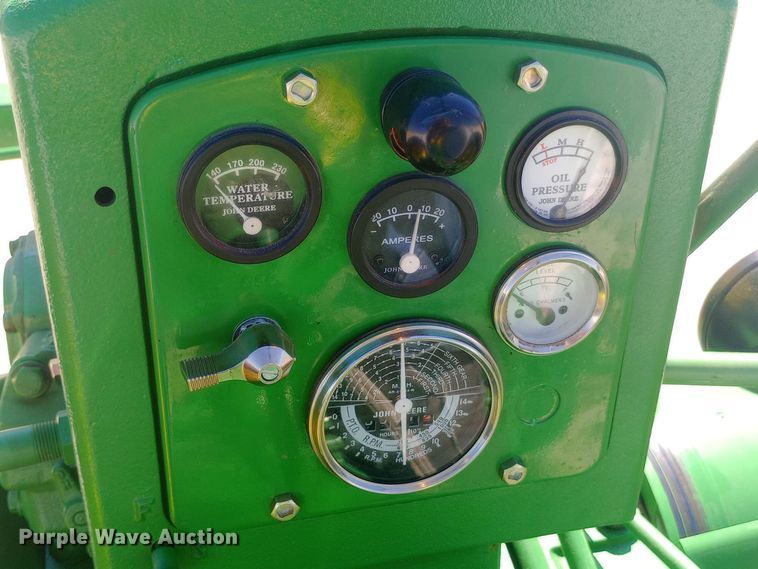 image for item DW0759 1957 John Deere  620 tractor