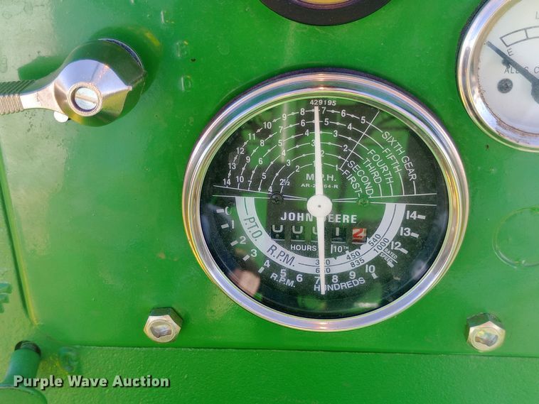 image for item DW0759 1957 John Deere  620 tractor