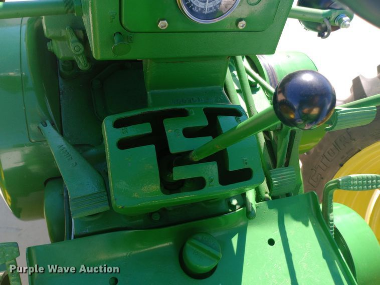 image for item DW0759 1957 John Deere  620 tractor