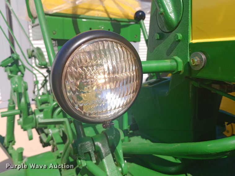 image for item DW0759 1957 John Deere  620 tractor