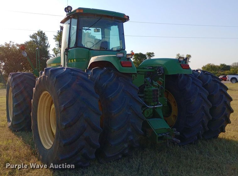 image for item DW0785 1998 John Deere 9400 4WD tractor