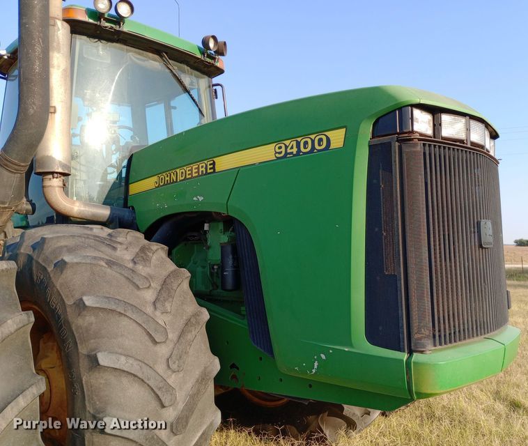 image for item DW0785 1998 John Deere 9400 4WD tractor
