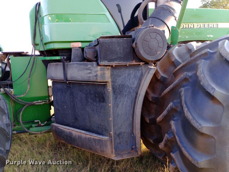 image for item DW0785 1998 John Deere 9400 4WD tractor