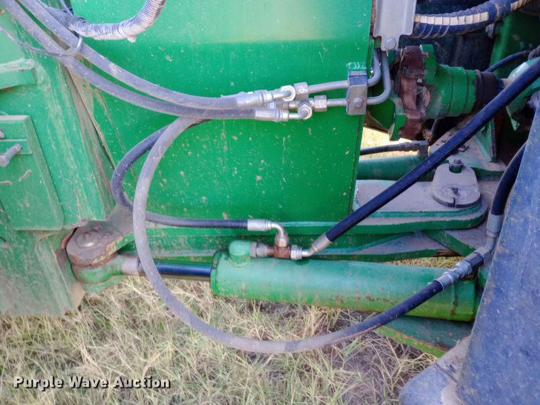 image for item DW0785 1998 John Deere 9400 4WD tractor