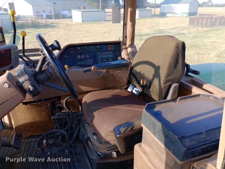 image for item DW0785 1998 John Deere 9400 4WD tractor