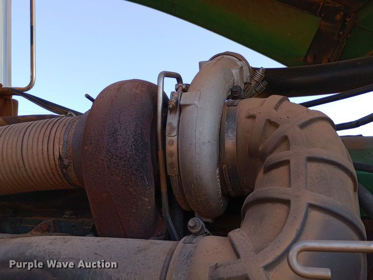 image for item DW0785 1998 John Deere 9400 4WD tractor