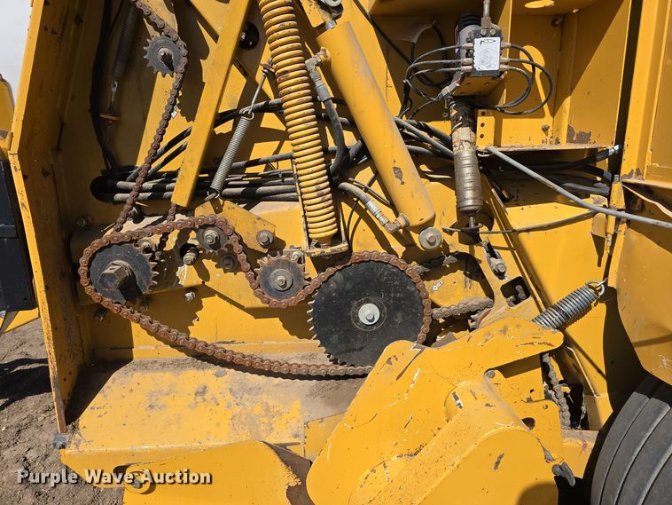 image for item DW3753 2014 Vermeer 605SM Cornstalk Special round baler