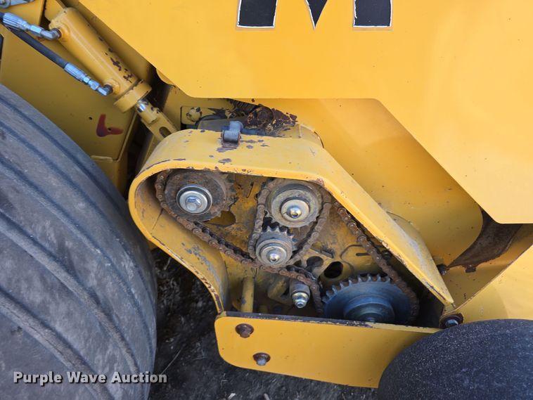 image for item DW3753 2014 Vermeer 605SM Cornstalk Special round baler