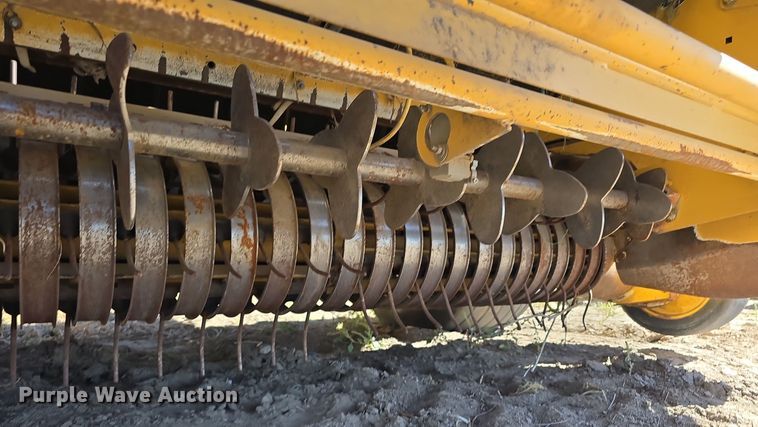 image for item DW3753 2014 Vermeer 605SM Cornstalk Special round baler