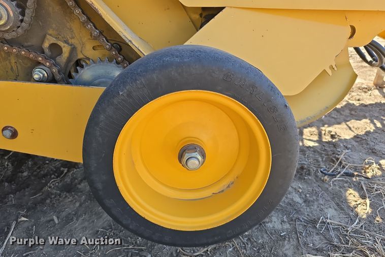 image for item DW3753 2014 Vermeer 605SM Cornstalk Special round baler