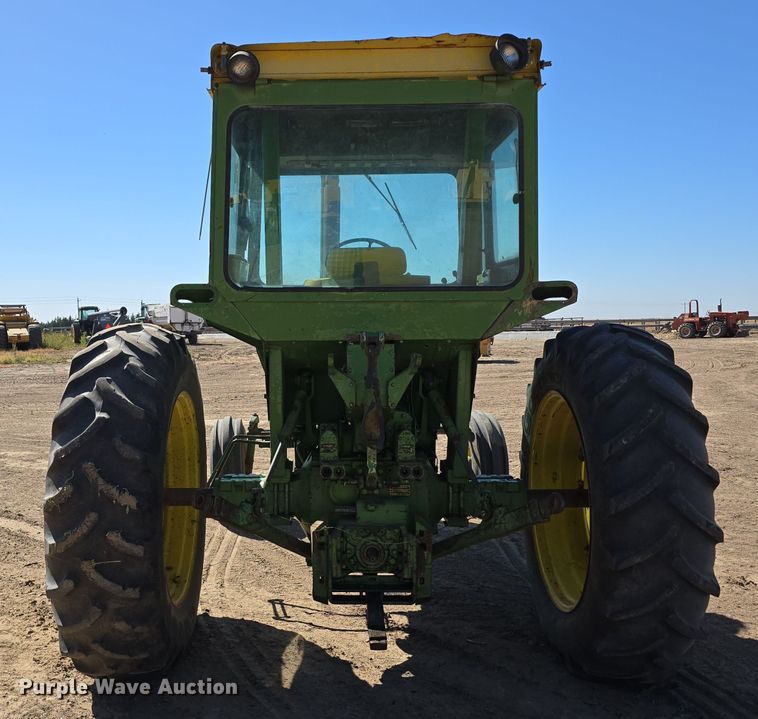 image for item DW3760 1971 John Deere 4320 tractor