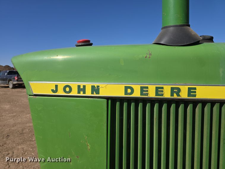 image for item DW3760 1971 John Deere 4320 tractor