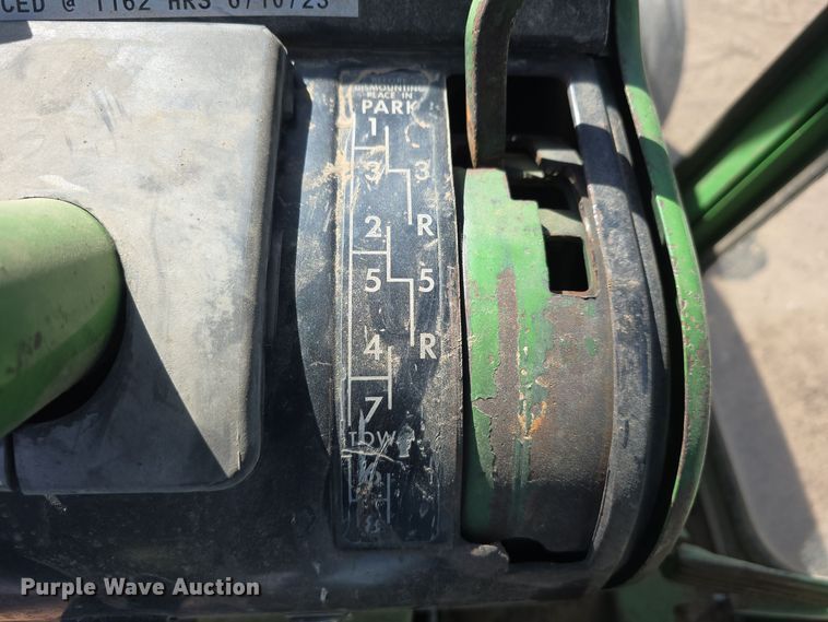 image for item DW3760 1971 John Deere 4320 tractor