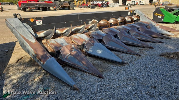 image for item DW3771 AGCO 830 corn head