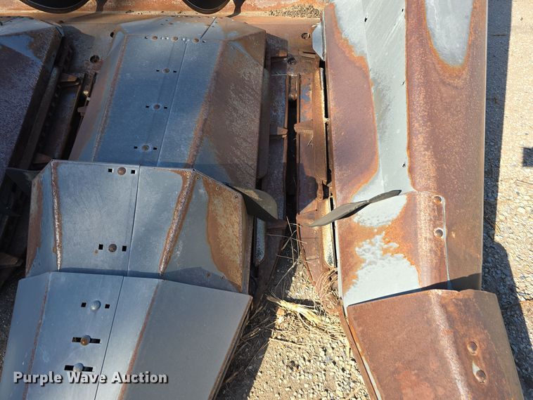 image for item DW3771 AGCO 830 corn head