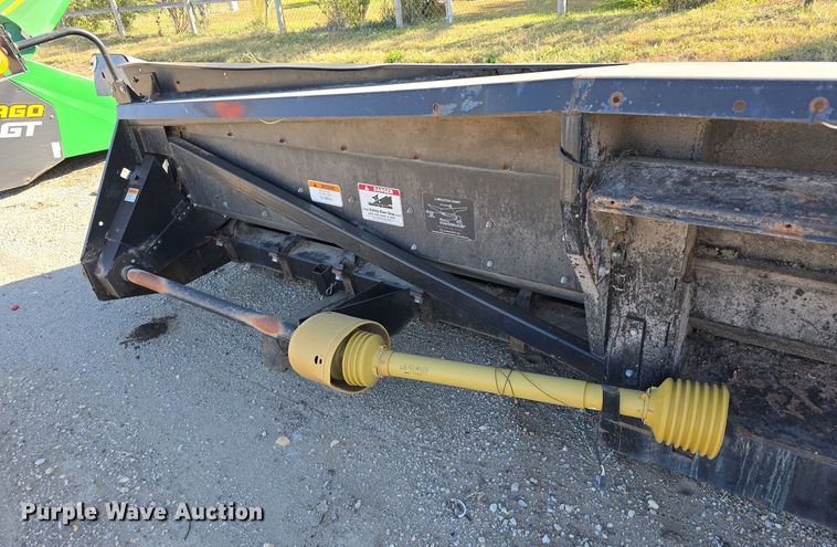 image for item DW3771 AGCO 830 corn head