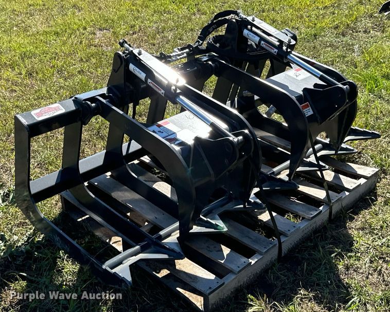 image for item DX1406 Stout Buckets Bush Grapple 66-9 skid steer grapple bucket