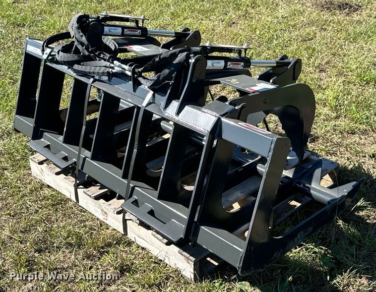 image for item DX1406 Stout Buckets Bush Grapple 66-9 skid steer grapple bucket