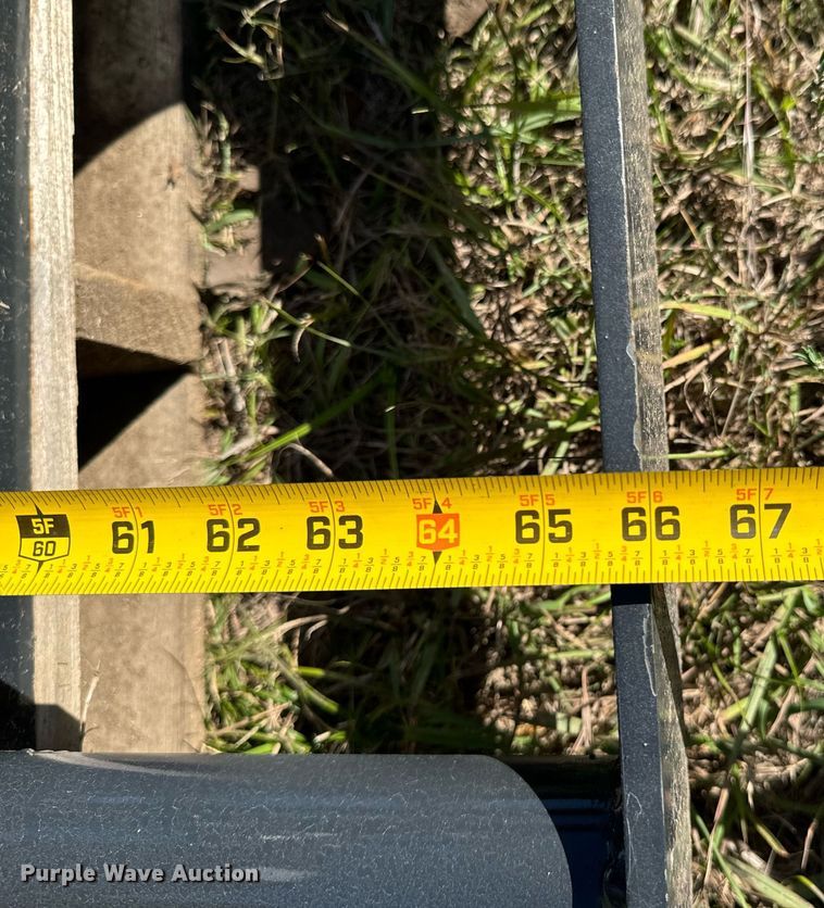 image for item DX1406 Stout Buckets Bush Grapple 66-9 skid steer grapple bucket