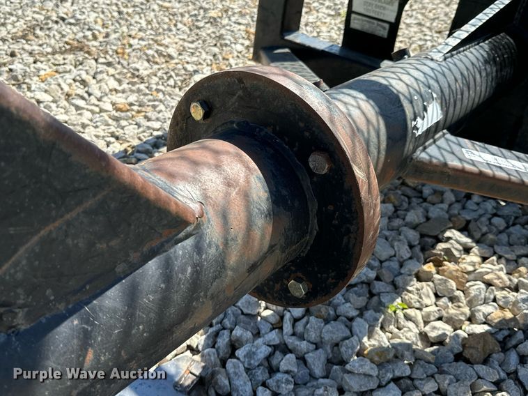 image for item DX1423 Harlemen R970 skid steer tree saw