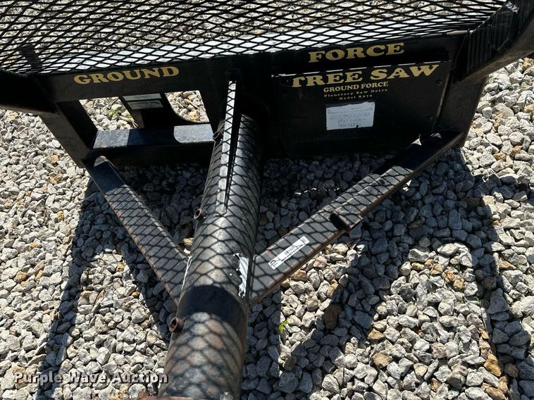 image for item DX1423 Harlemen R970 skid steer tree saw