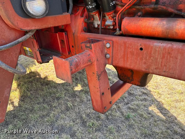 image for item DX3537 1981 International Harvester F986 tractor