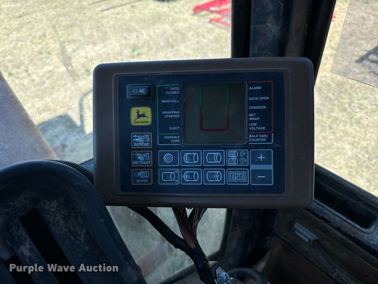 image for item DX3537 1981 International Harvester F986 tractor