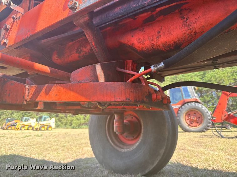 image for item DX3538 Case 1270 tractor