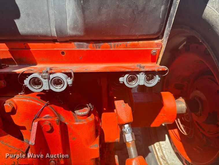 image for item DX3538 Case 1270 tractor