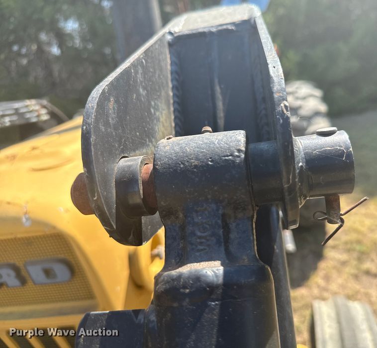 image for item DX3539 Ford 4400 tractor