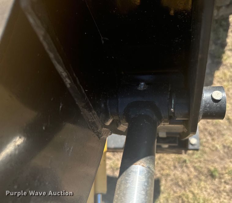 image for item DX3539 Ford 4400 tractor