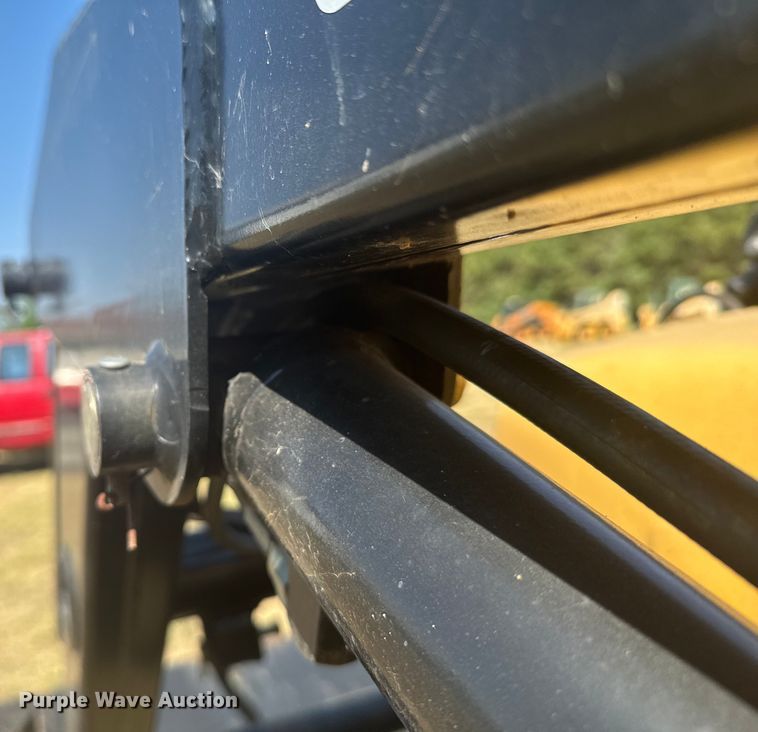 image for item DX3539 Ford 4400 tractor