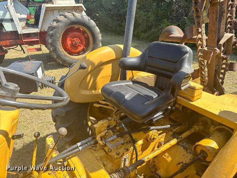 image for item DX3539 Ford 4400 tractor