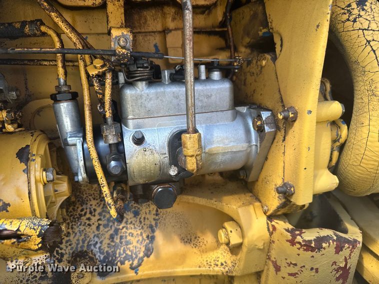 image for item DX3539 Ford 4400 tractor