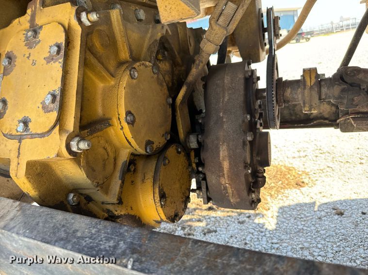 image for item DX3600 1991 Ford L8000 feed mixer truck