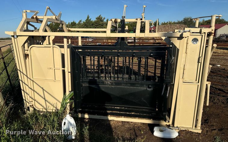 image for item DX3610 Squeeze chute