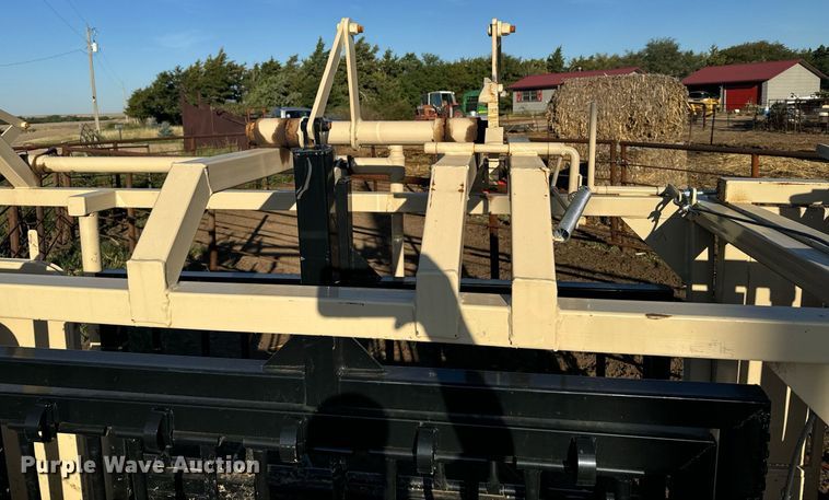 image for item DX3610 Squeeze chute