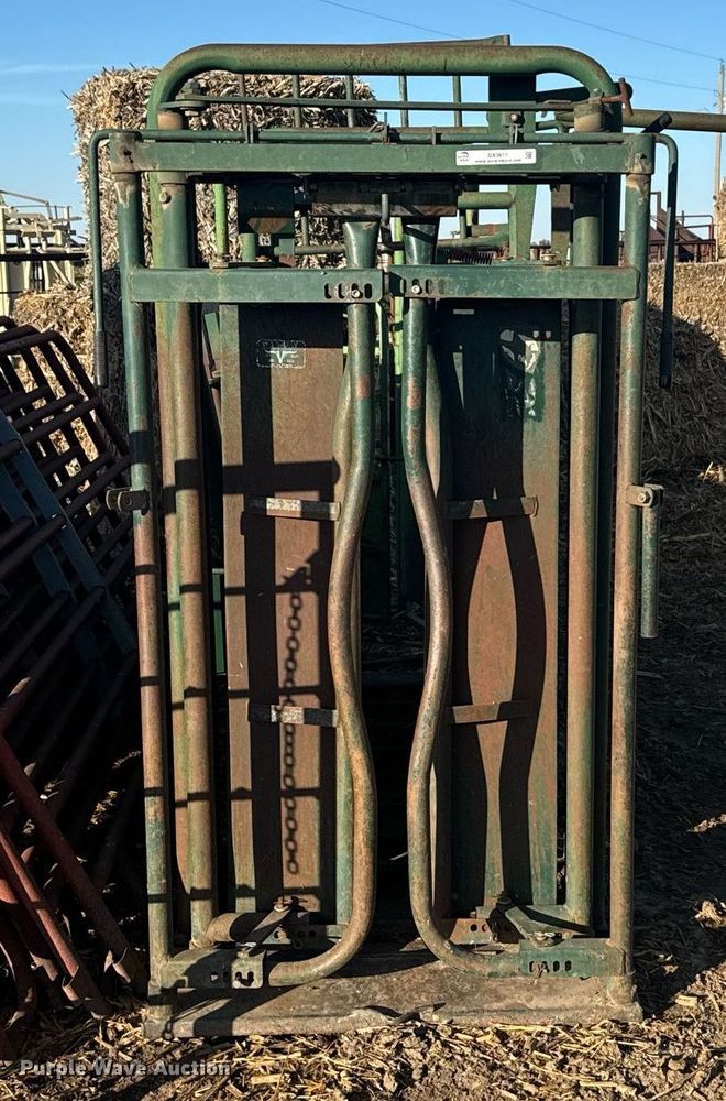 image for item DX3611 Squeeze chute