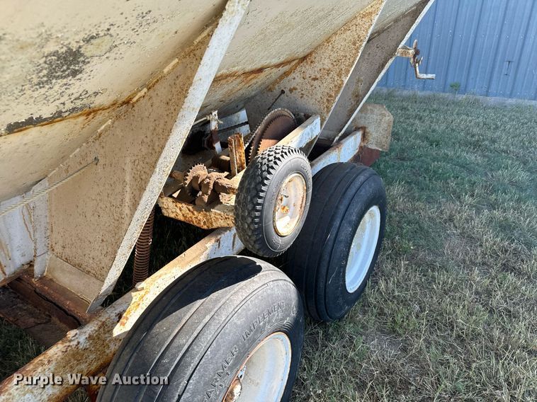 image for item DX3615 Spreader