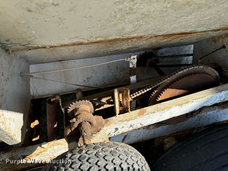 image for item DX3615 Spreader